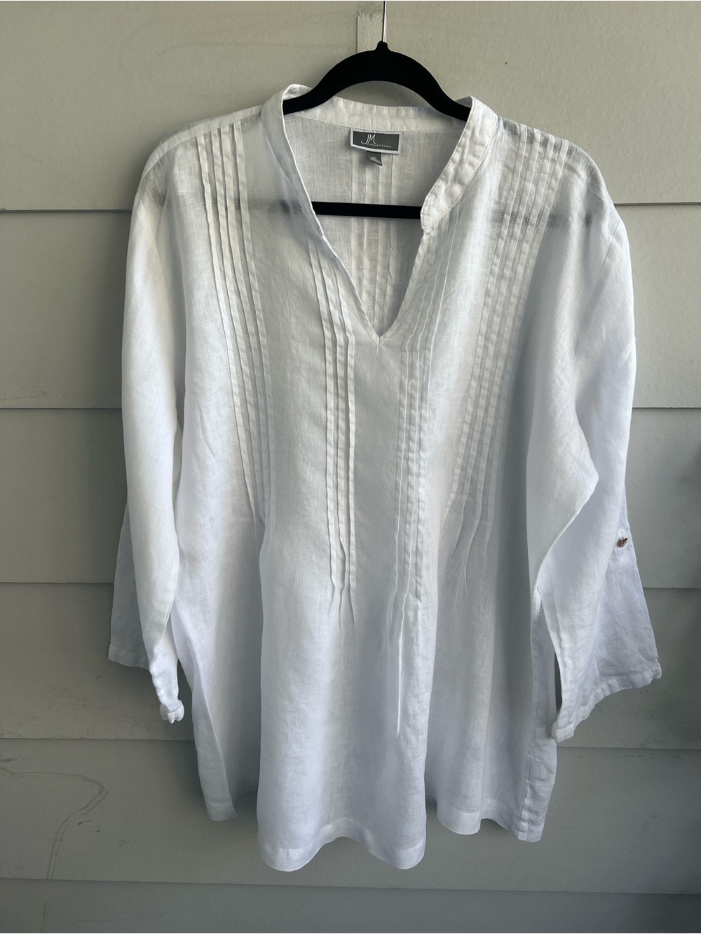Classic Pintuck Linen Blouse